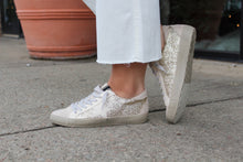 Load image into Gallery viewer, Cameron Gold Glitter Star Sneakers
