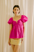 Load image into Gallery viewer, Fabulous Feeling Puff Sleeve Magenta Top
